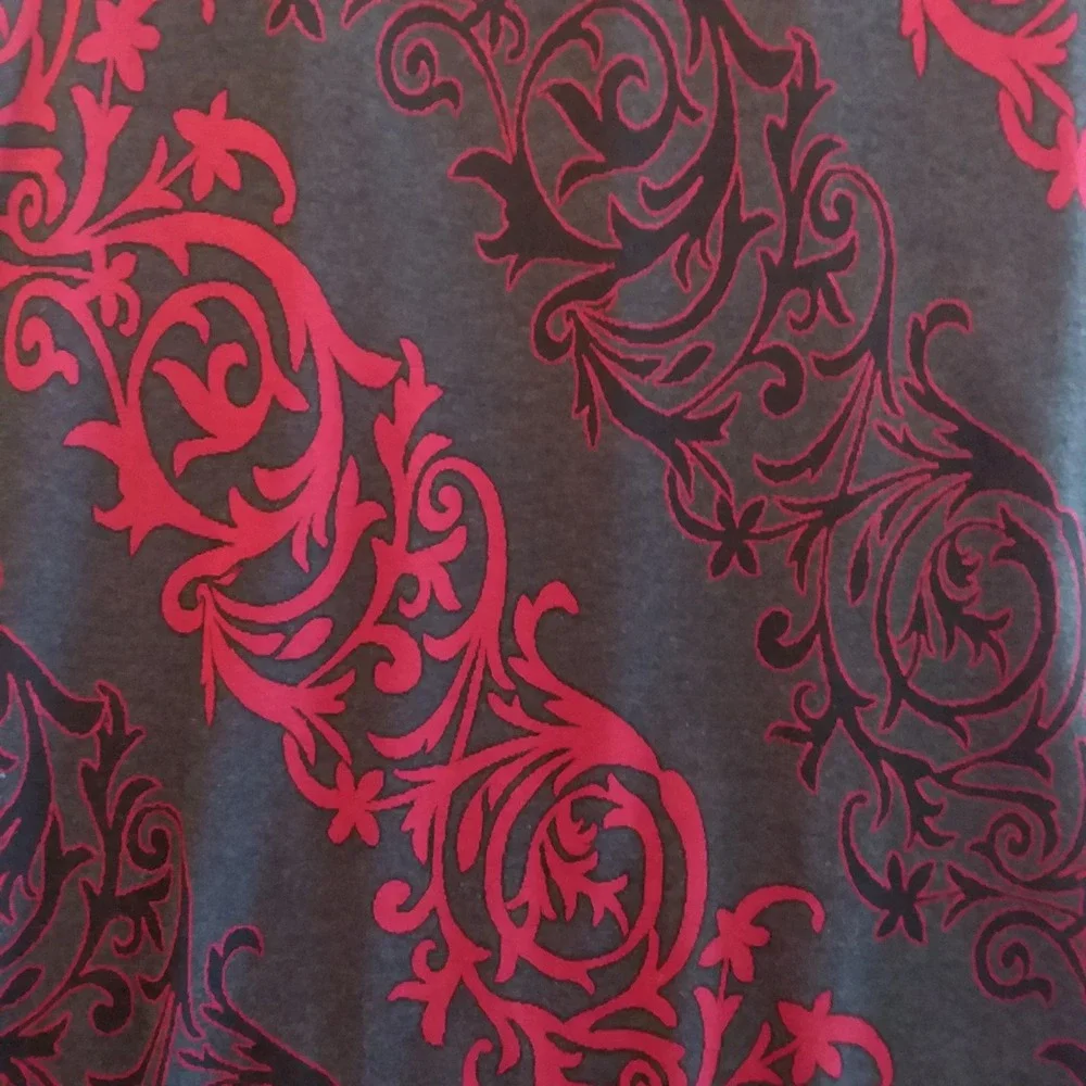 ECI New York Women's Long Skirt Size L Black Red Floral Print Career‎ Party